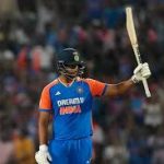 चौथे मैच में टीम इंडिया को मिली बड़ी हार, लेकिन इस क्रिकेटर ने ऑडिएंस के दिलों पर किया राज