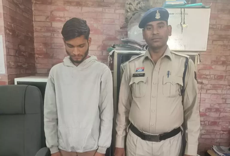 खम्हारडीह से बड़ा मामला आया सामने, चाकू के साथ बदमाश हुआ गिरफ्तार