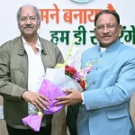 मुख्यमंत्री को जन्मदिन की बधाई देने पहुंचे सांसद बृजमोहन अग्रवाल