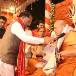 मुख्यमंत्री से निरंजन पीठाधीश्वर महामंडलेश्वर महाराज ने की सौजन्य भेंट