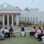 राजधानी रायपुर में पीएम मोदी ने छात्रों से किया सीधा संवाद, बोले – लीडर बनना है तो पहले निडर बनो