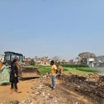 अवैध प्लाटिंग पर प्रशासन सख्त, मशीनें-वाहन जब्त