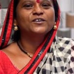 महतारी वंदन योजना बनी सहारा, सरस्वती कंडरा ने टोकनी-सुपा बनाकर शुरू किया छोटा व्यवसाय