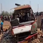 जशपुर से बस पलटने की खबर आई सामने, मौके पर 6 यात्रियों की हुई दर्दनाक मौत