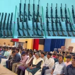 तेलंगाना में हथियार सहित 124 नक्सलियों ने किया सरेंडर, नक्सल संगठन के कई अहम सदस्य भी है शामिल