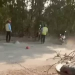 सीमेंट प्लांट के गार्ड ने नाबालिग पर बरसाईं लाठियां, सोशल मिडिया पर वीडियो तेजी से हुआ वायरल