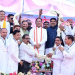 मुख्यमंत्री साय कबीर मठ आश्रम में आयोजित अखिल भारतीय सद्गुरु कबीर संत सम्मेलन में हुए शामिल