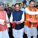 मुख्यमंत्री विष्णुदेव साय ने विधानसभा परिसर में तीन दिवसीय स्वास्थ्य शिविर का किया शुभारंभ