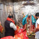दुर्गा अष्टमी पर उप मुख्यमंत्री अरुण साव ने सपरिवार मां महाकाली मंदिर में की पूजा-अर्चना, प्रदेशवासियों की खुशहाली की कामना