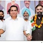 चुनावी शंखनाद से पहले AAP को बड़ा डेंट: दमन ने थामा कांग्रेस का हाथ, सियासत में आया भूचाल