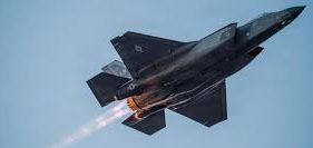 ईरान और अमेरिका में तनाव: अमेरिकी F-35 विमान की इमरजेंसी लैंडिंग