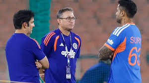 अजीत अगरकर का कार्यकाल बढ़ाने की मांग: 2027 वर्ल्ड कप तक चीफ सेलेक्टर बने रहने की उम्मीद