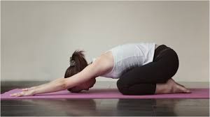 तनाव खत्म करने वाले इन 5 योगासन को अपनी डेली रूटीन में करे शामिल, तनाव से पाए छुटकारा