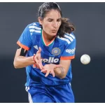 रेणुका ठाकुर भारतीय टेस्ट टीम से बाहर, काश्वी को मिला मौका