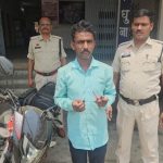 बैंक और बाजार में चोरी करने वाला गैंग बेनकाब, पुलिस की बड़ी कार्रवाई