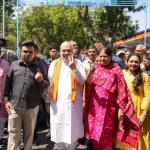 गुजरात निकाय चुनाव: अमित शाह और जय शाह ने परिवार संग डाला वोट