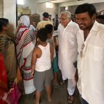 दुर्ग में राशन व्यवस्था फेल, जनता की पुकार पर पहुँचे वोरा, प्रशासन को जगाया