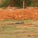 टेंट कारोबारी की बेरहमी से हत्या, खेत में दफन मिली लाश