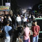 मालदा में मतदाता सूची पर संग्राम: वैध कागजों के बावजूद नाम काटने का आरोप, चुनाव आयोग के अफसरों के खिलाफ भारी विरोध।