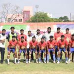 “संघर्ष से सफलता तक: बस्तर के आदिवासी युवाओं ने फुटबॉल में बनाया राष्ट्रीय पहचान”