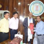 CG Breaking : कलेक्टर डॉ. गौरव सिंह से गूगल इंडिया के प्रतिनिधियों की सौजन्य मुलाकात; शॉल और पुष्पगुच्छ से किया सम्मान