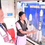 बेटियों के हौसले को सलाम: छात्रा के ज्ञान से प्रभावित हुए मुख्यमंत्री साय, समझा ब्रह्मांड का विज्ञान