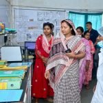 दर्शन भ्रमण आत्मनिर्भरता का सशक्त माध्यम: मंत्री लक्ष्मी राजवाड़े ने 55 महिलाओं को कराया लघु उद्योग का व्यावहारिक दर्शन