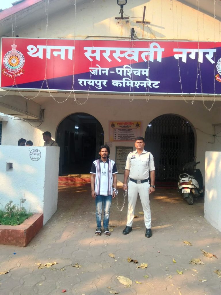 पुलिस की बड़ी कार्रवाई: लूट के मामले में हिस्ट्रीशीटर और 2 नाबालिग गिरफ्तार, चंद घंटों में सुलझाई गुत्थी