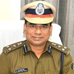 प्रधानमंत्री कार्यालय से मिली सराहना: डीआईजी डॉ. संतोष कुमार सिंह की पुस्तक को राष्ट्रीय स्तर पर मिली प्रशंसा