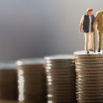 रिटायरमेंट के बाद फिक्स्ड इनकम के लिए ये 5 निवेश विकल्प बन सकते हैं सहारा