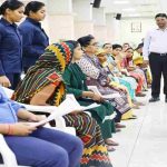 सीएम योगी का जनता दर्शन, एक-एक फरियादी की सुनी बात, अफसरों को तुरंत समाधान के निर्देश