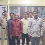 भीड़ हुई बेकाबू: पुलिस पर हमला, 5 आरोपी गिरफ्तार