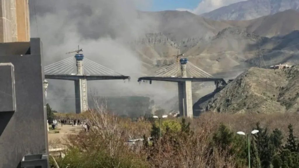 अमेरिका ने ईरान के सबसे बड़े बी1 पुल पर किया हमला, ईरान ने जारी की 8 प्रमुख पुलों की हिट लिस्ट