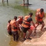 तैरना सिखाते वक्त नहर में बहे पिता-बेटी, पिता का शव मिला, बच्ची की तलाश जारी