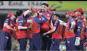 IPL 2026: क्या कोई रोक पाएगा पंजाब किंग्स को? पॉइंट्स टेबल में मची खलबली, इन खिलाड़ियों के पास है ऑरेंज-पर्पल कैप