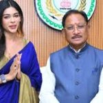 मुख्यमंत्री विष्णुदेव साय से मिलीं मिस इंडिया छत्तीसगढ़ अनुष्का सोन; विधानसभा की कार्यवाही देख साझा किए अनुभव