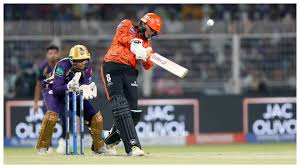 अभिषेक शर्मा ने केकेआर के खिलाफ खेली दमदार पारी, टीम को जितने में निभाई अहम भूमिका, IPL आचार संहिता का उल्लंघन करने पर लगा जुर्माना