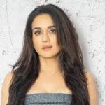 प्रीति जिंटा ने फेक न्यूज पर लगाया रोकथाम का तंज, 18 करोड़ लोन वाली अफवाह पर दी सफाई