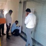 रायपुर नगर निगम की बड़ी कार्रवाई: बकाया वसूली अभियान में 8 दुकानें सील, कई ने तुरंत भरा टैक्स