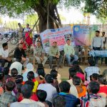 कलेक्टर और एसपी ने मोटरसाइकिल से तय किया दुर्गम रास्ता, गोंडेरास-नीलावाया में लगाई ऐतिहासिक ‘सुशासन चौपाल’