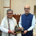 पंजाब के राज्यपाल कटारिया ने राज्यपाल डेका से की शिष्टाचार मुलाकात