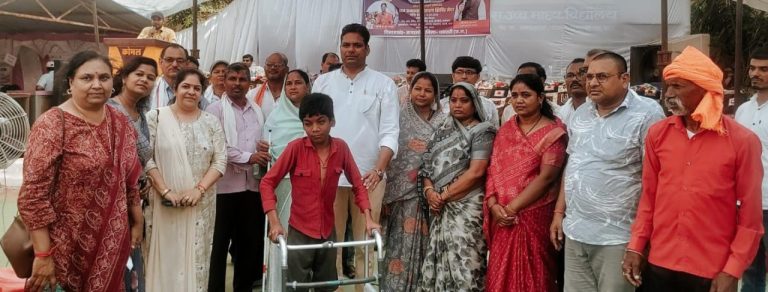 सुशासन तिहार 2026 : ’धमतरी के समाधान शिविरों में उमड़ा जनसैलाब, 1070 आवेदनों का हुआ त्वरित निपटारा’