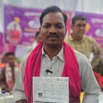 सुशासन तिहार की सौगात: सॉइल हेल्थ कार्ड और आधुनिक खेती से नेवल साय कुजूर की आय में जबरदस्त इजाफा