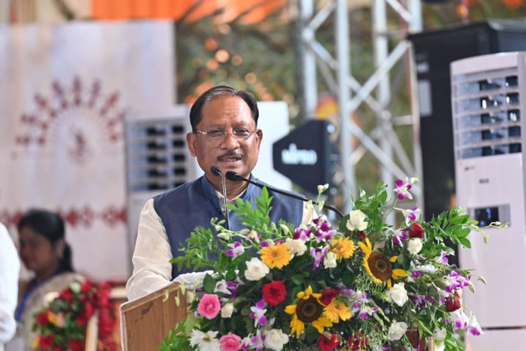 बस्तर में विकास का आधार बनेगी खेती, उद्योगपतियों को बसाने के भ्रम फैला रहा विपक्ष : मुख्यमंत्री  विष्णुदेव साय