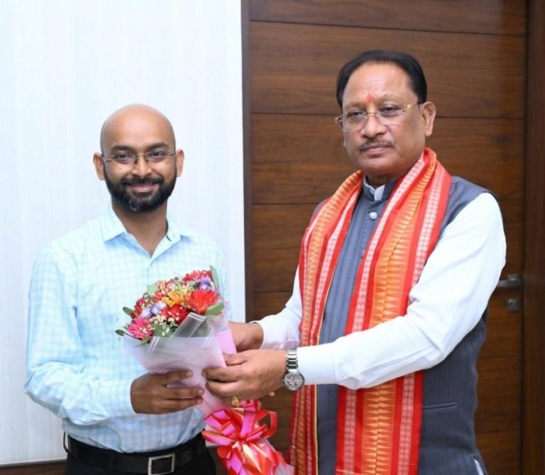 वनांचल के बेटे ने बढ़ाया प्रदेश का मान, आईएफएस बनकर रचा नया इतिहास, मुख्यमंत्री साय ने दी बधाई