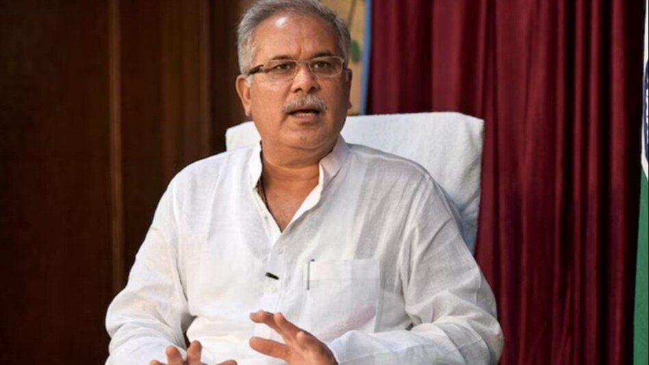 “डायल 112… चोर 9-2-11” : धरमलाल कौशिक से लूट पर भूपेश बघेल का सरकार पर तंज
