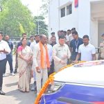 कोरबा जिले को मिली 22 नए डायल 112 वाहनों की सौगात, उद्योग मंत्री ने दिखाई हरी झंडी