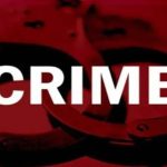 खूनी वारदात: होटल में घुसकर महिला की ब्लेड से गला रेतकर हत्या, बचाने आए पति-बेटे भी लहूलुहान