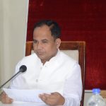 कलेक्टर डॉ. गौरव सिंह ने की समीक्षा: सुशासन तिहार के लंबित मामलों को जल्द निपटाने के दिए निर्देश