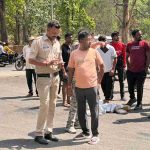 तेज रफ्तार ट्रक ने ली डिलीवरी बॉय की जान, हेलमेट भी नहीं बचा सका जिंदगी